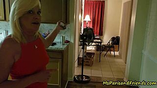 แม่บ้านสลัดปรารถนาและได้ความปรารถนาสกปรก