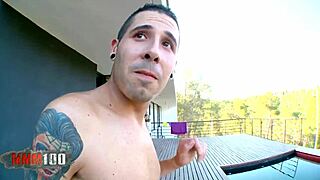 Yo, mladý 18+ španělský kluk, šukáš tu zralou blond děvku tvrdě?