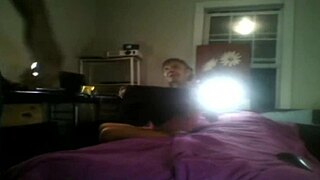 丰满墨西哥奶奶享受好的黑人阴部游戏