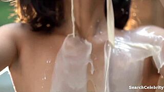 ميشالينا أولشانسكا تتألق في مشهد عاري في تايجر 2014