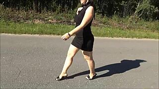 İş tarzı bölüm 2, aman Tanrım dışarıda topuklularla gizli kamerada yakalandım... çok utanç verici!