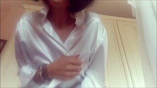 Hey ANAK TIRI! Jumpa seluar dalam aku dalam barang kau—kau SNIFF dan ONANI dengan dia?