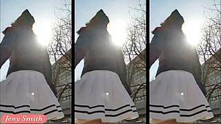 Hey, schau unter meinen Rock, Jeny Smith dreht sich in der Öffentlichkeit