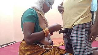 Indian Mature Babe Screwed Hard in Homemade Clip