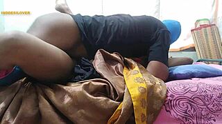 학생이 집에서 섹시한 밀프 선생님을 박는다