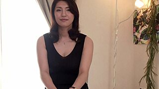 初めての主婦サキ・オイシ、生中出しで準備OK？