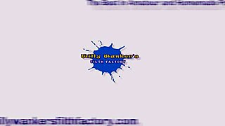 Igrajmo spolno igro z mojimi velikimi joški blondinko, se pridružiš?