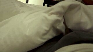 Hé, miért vett ki a mostohaanya egy ágyat ebben a hotelszobában nekünk?