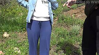 操金发18+少女18+，床上用大鸡巴和手淫