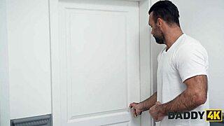 Daddy4k Подросток 18+ изменяет с идеальным телом