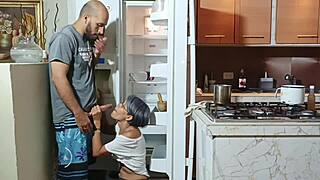 Hitto! Nussin jatkuvasti stepisän vaimoa hänen poissa ollessaan!