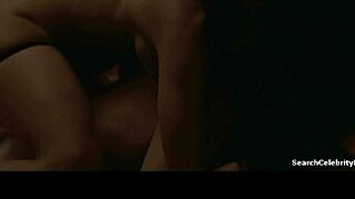 مشهد روسي بيريز الحار من فيلم 1993