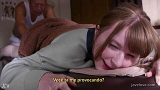 我的岳父，专业按摩师，对June Lovejoy施展魔法。