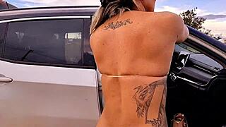 مجرد دردشة قبل الجنون في الهواء الطلق، نيك مؤخرة لاتينية ساخنة بجانب الطريق.