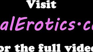 Ουάου! Glam MILF γαμιέται στον κωλό έξω μετά από στοματικό!