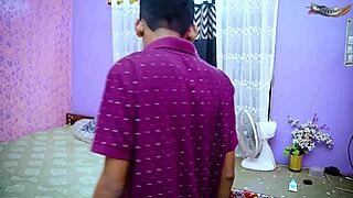 Desi çocuk, annenin arkadaşını vahşi hardcore aksiyonda çiviler