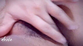 菲律宾妹子大奶子在卧室硬干中湿润狂野