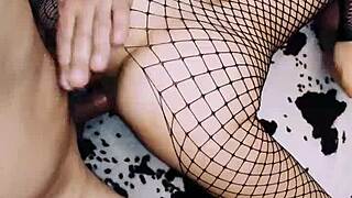 人妻が娼婦役プレイ！自宅POVにストッキングランジェリーで大胆
