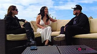 Evita Love od striptérky k pornostar.