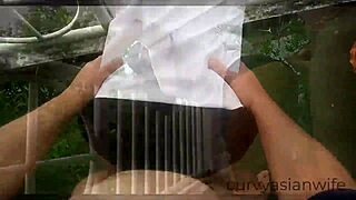 Wah, sekretaris Thailand digebug keras di balkon kantor.