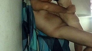 Η ημιθεια μου η πόρνη καβάλησε το μεγάλο μου καυλί χωρίς προφυλακτικό!