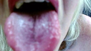 マイケルと汚い話セッションでアナルを舌でファック