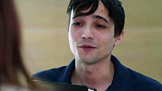 Macecha tyrana s obřími prsy Natasha Nice se pomstí nevlastnímu synovi s 18letým klukem