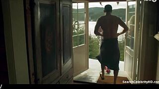 Торунн Лёдэмел Стоккеланд обнажается в сцене Лиллихаммер S03E05