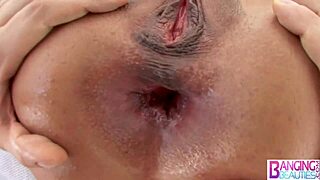 Ajeltu pillu latina Cassandra Cruz syntynyt isolle kyrpälle persehuoritteluun