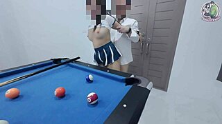 สาวไทยเซ็กซี่ปีนโต๊ะบิลเลียดเพื่อเย็ดหีแบบด็อกกี้สไตล์จนแตกในแบบมุมมองส่วนตัว