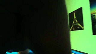 BBW Cantik Pirang Stella Daniels Terima Kontol Monster Ditekuk di Ruang Game