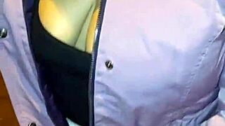 Zrela venezuelska milf pokaže veliko rit za denar