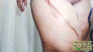 BBW Hotwife Swinger Mary Butterfly tanzt verführerisch beim brasilianischen Karneval
