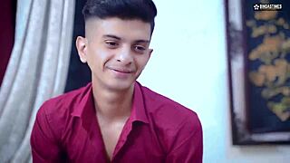 मैं सौतेली मॉम Starsudipa बेटे को बहन को थ्रीसम में चोदने में मदद करती हूं