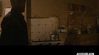 Marion Cotillard śmiało eksponuje swoje wielkie cycki w gorącej scenie nagości celebrytki z Mal de Pierres 2016.