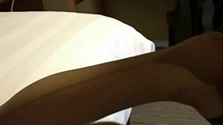 Bettie Hayward i pinup-leg gratis udgave med vintage vibrator-action