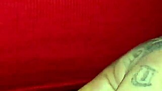 ناضجة تريد جنس في المطبخ الجزء 1 مع ميلف لاتينية بمؤخرة كبيرة تستخدم ديلدو لقذف شرجي