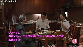 如果这个沮丧的成熟女人渴望鸡巴并在OGPP-017中采取禁忌步骤怎么办？